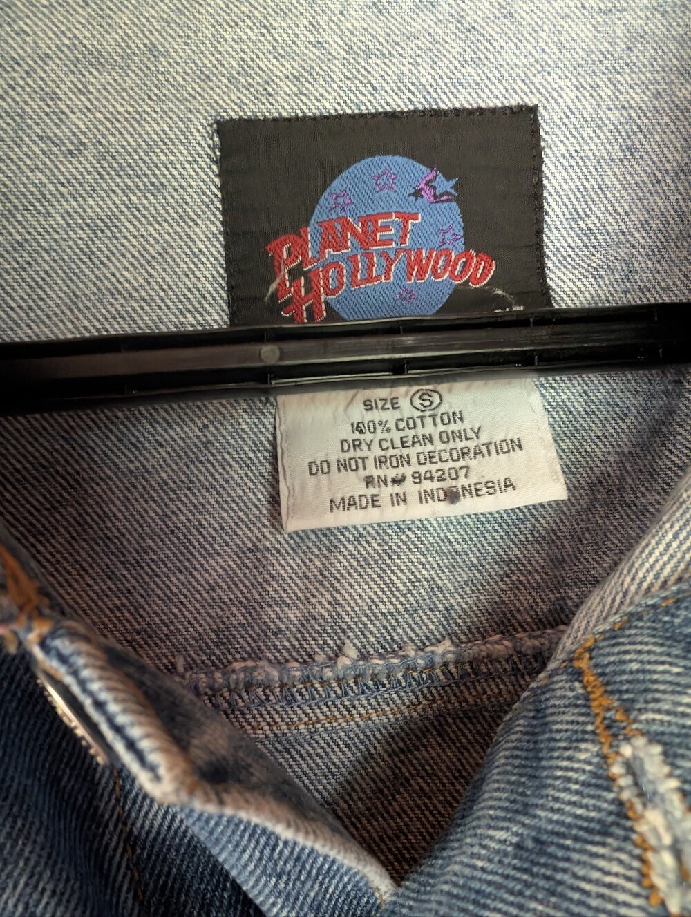 Vintage 90's Planet Hollywood Cannes Denim Jacket - Picture 4 of 8